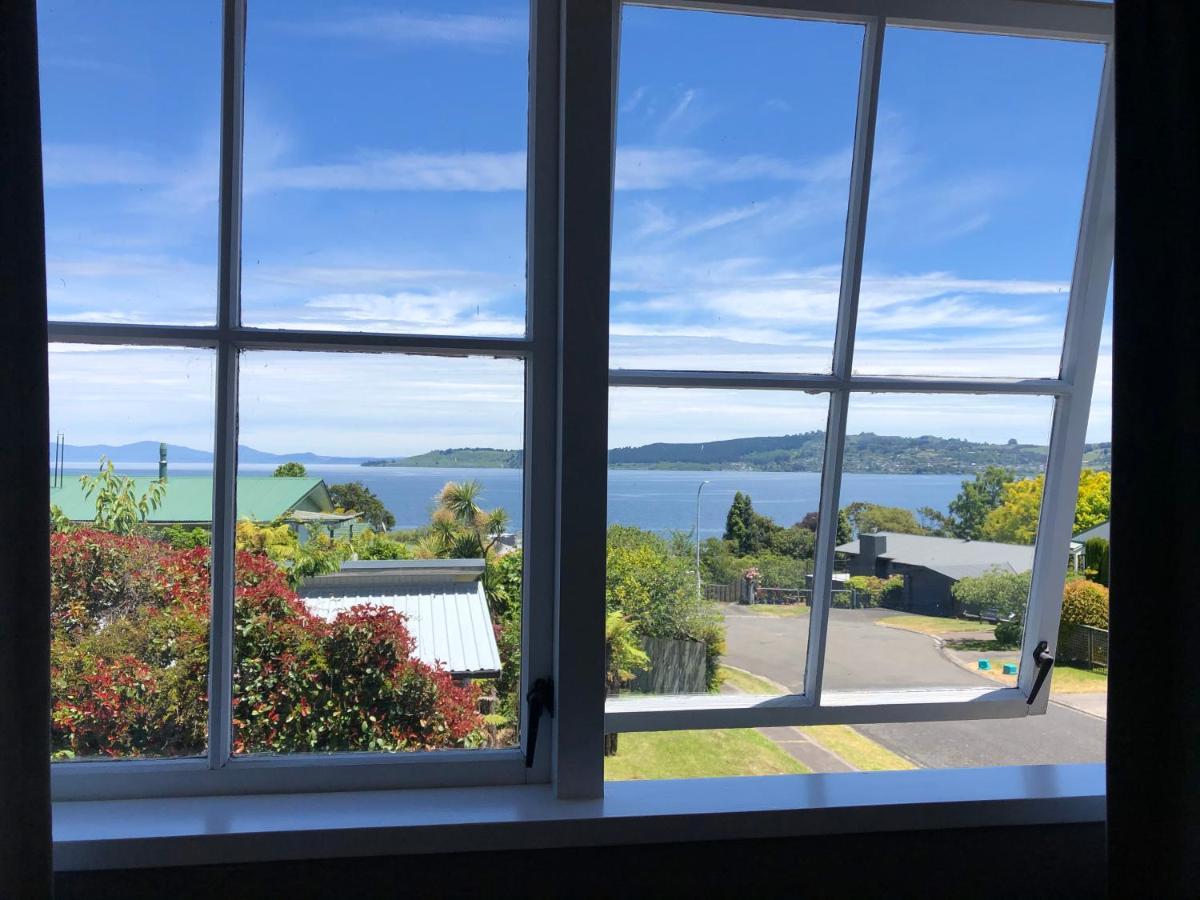 2Mins To Lakefront Family Retreat Taupo Eksteriør bilde